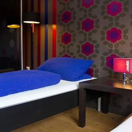 Inn Almehof Thoene 3*