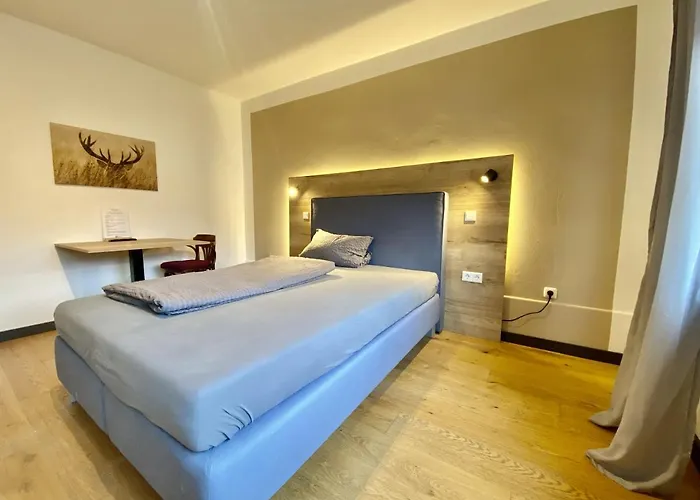 Gasthof Almehof Thöne 3*