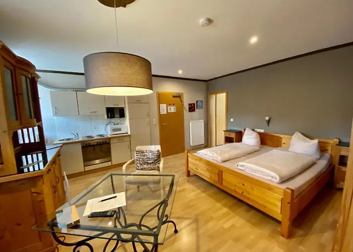 Almehof Thöne Gasthof 3*