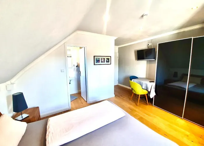 Inn Almehof Thone Bueren (Westphalia)